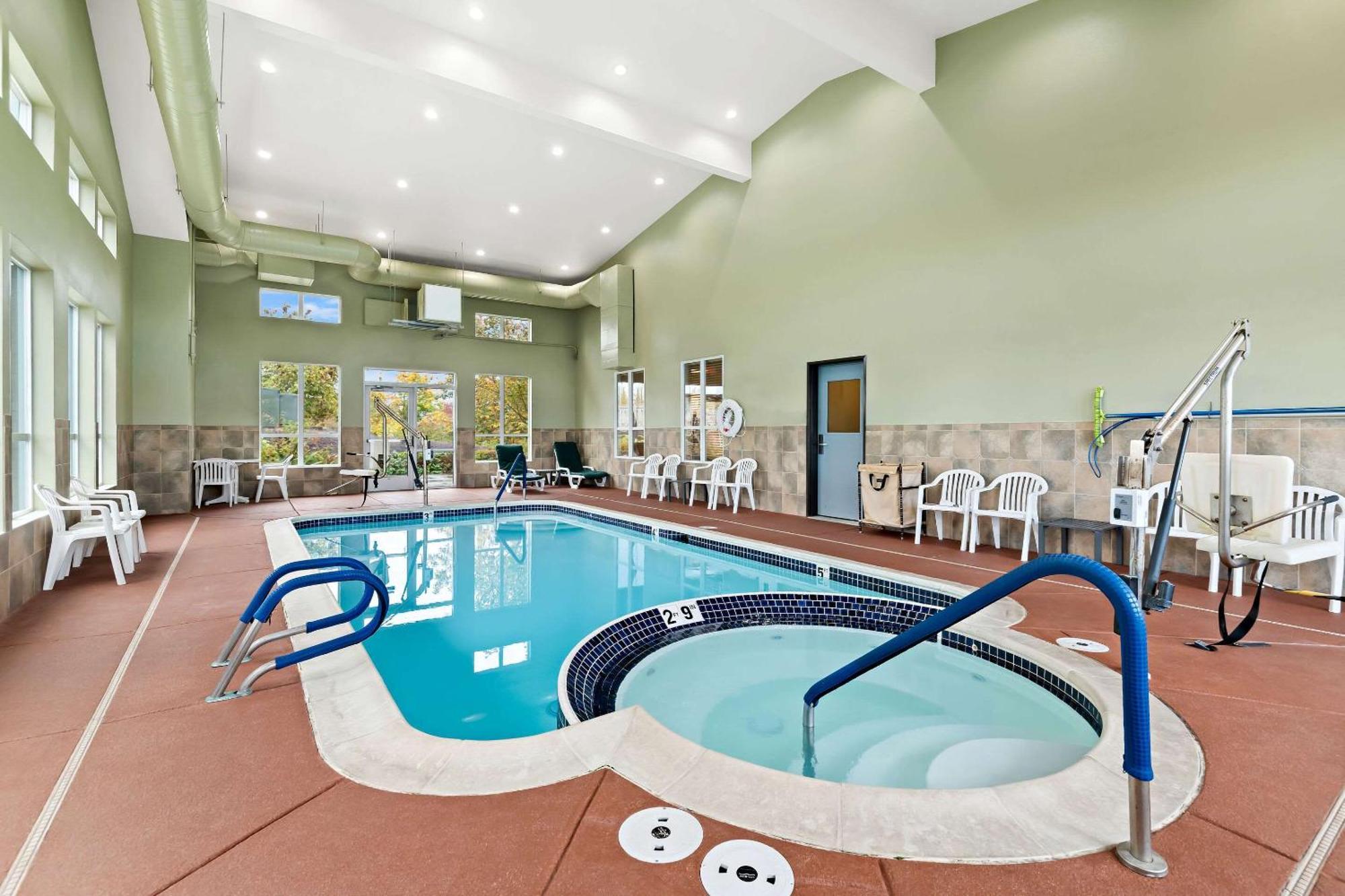 Comfort Inn & Suites Creswell Zewnętrze zdjęcie