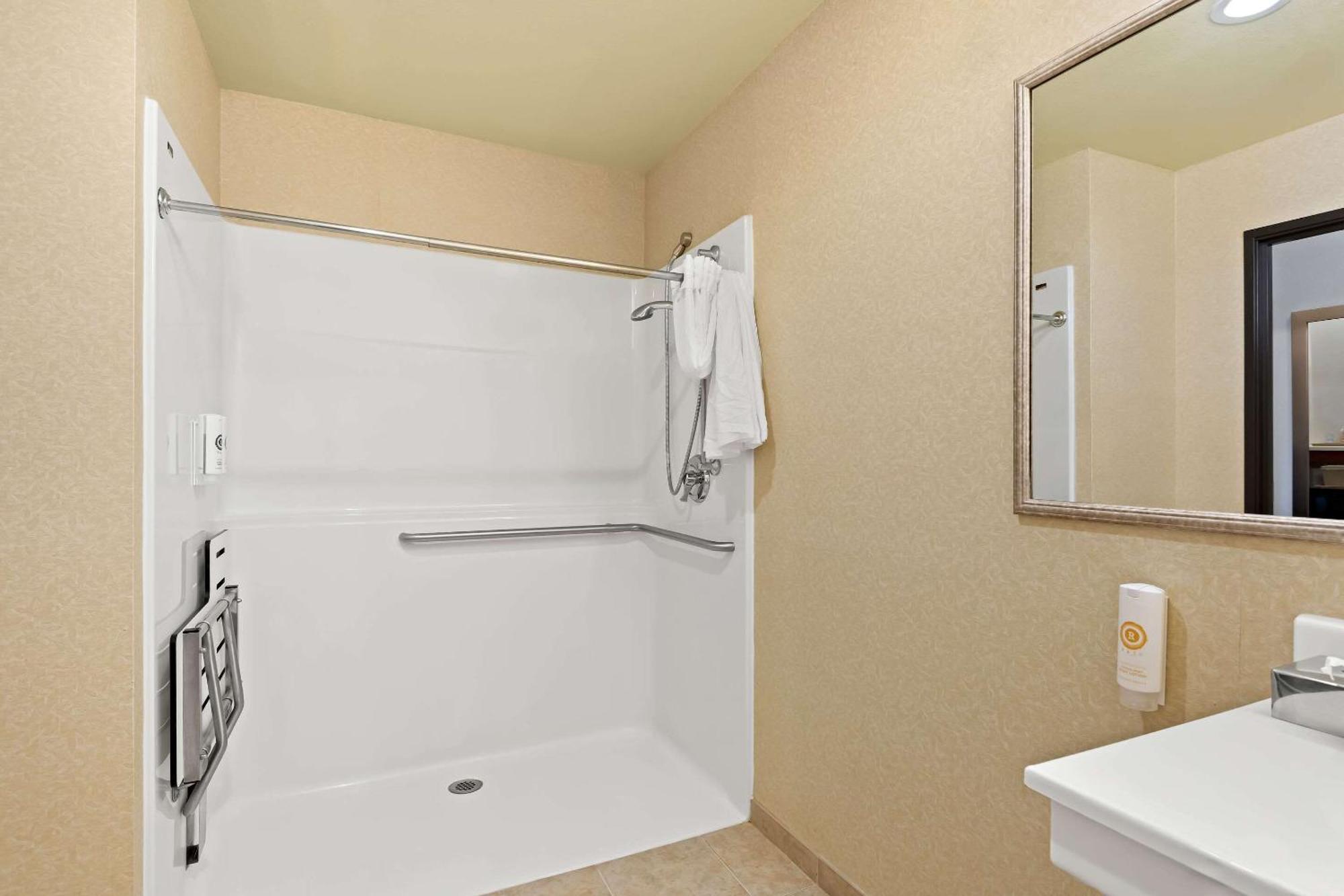 Comfort Inn & Suites Creswell Zewnętrze zdjęcie