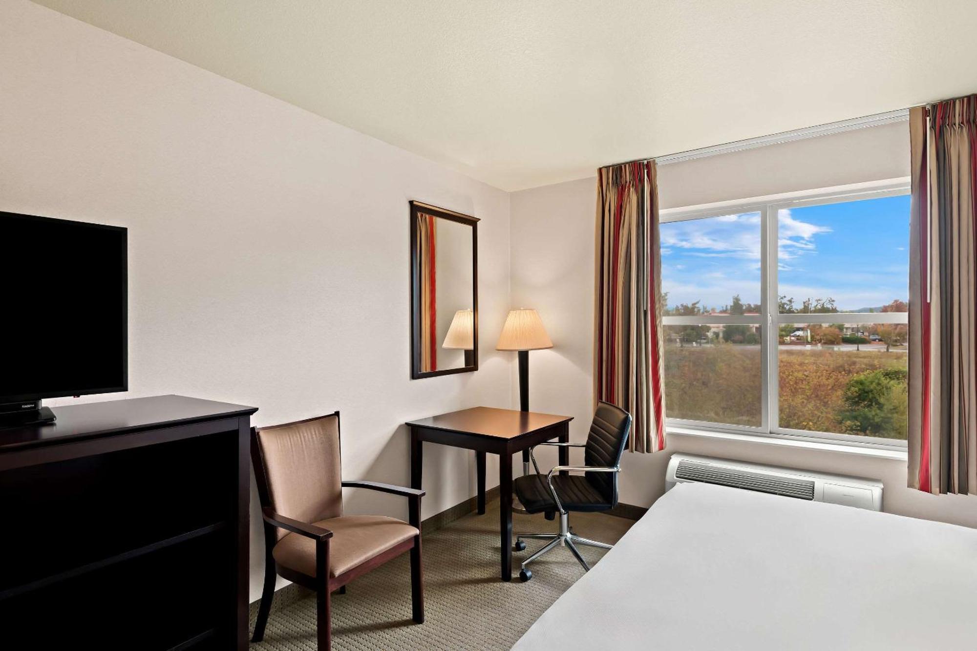 Comfort Inn & Suites Creswell Zewnętrze zdjęcie
